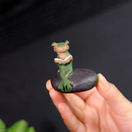 Cute Frog Incense Holder – Reading Frog Incense Stick Burner for Zen Desk Décor