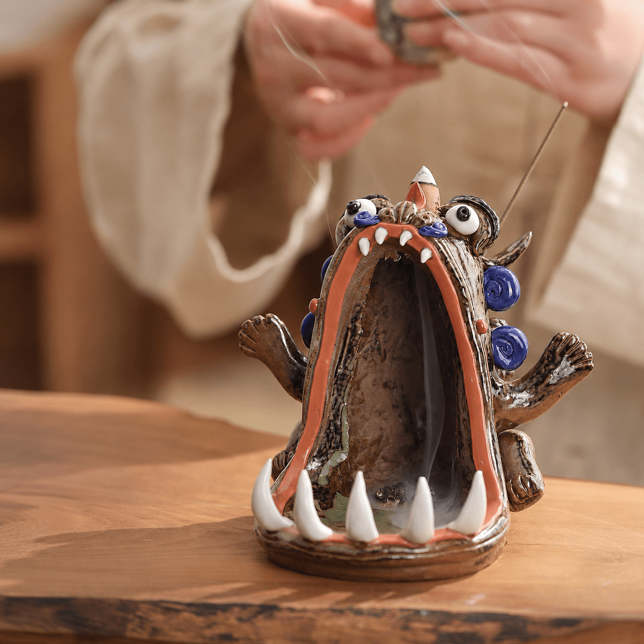Hand-Sculpted Ceramic Monster Incense Burner – Backflow & Stick Holder, Gift-Boxed