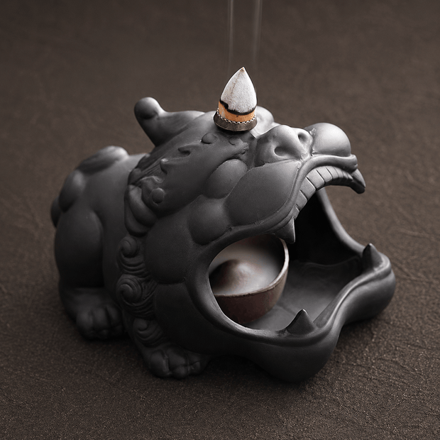 Pixiu Backflow Incense Burner – Matte Black Ceramic Smoke Waterfall
