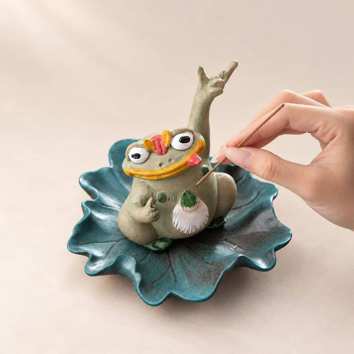 Handmade Ceramic Frog Incense Holder with Lotus Leaf Tray