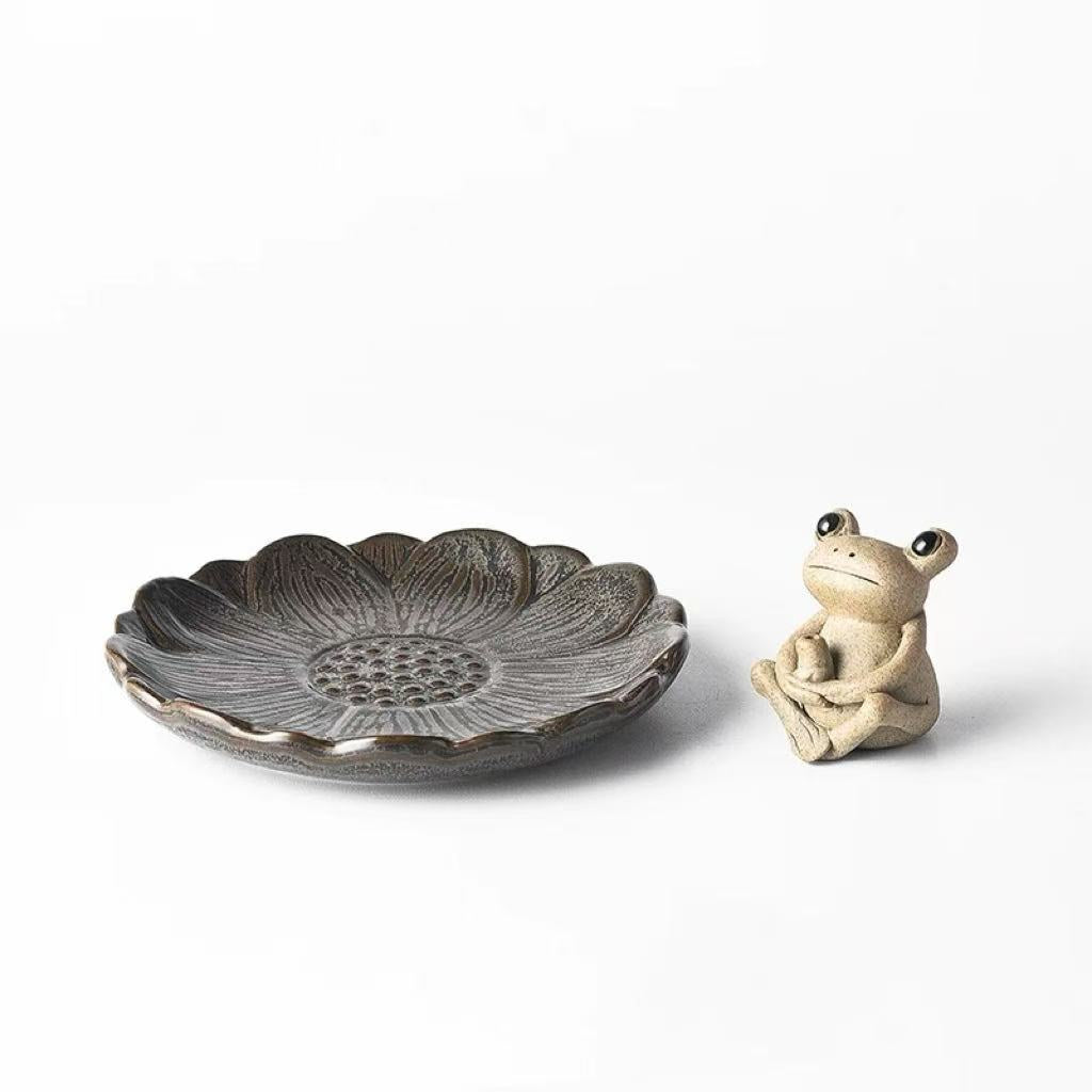 Ceramic black lotus incense tray with frog holder