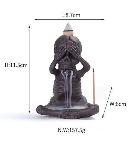 Skeleton incense burner size chart – Height: 11.5cm, Width: 6cm, Length: 8.7cm, Net weight: 157.5g.
